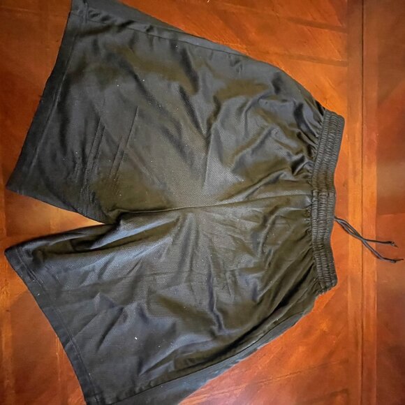 Jordan Dri-Fit men’s basketball shorts - Picture 4 of 6